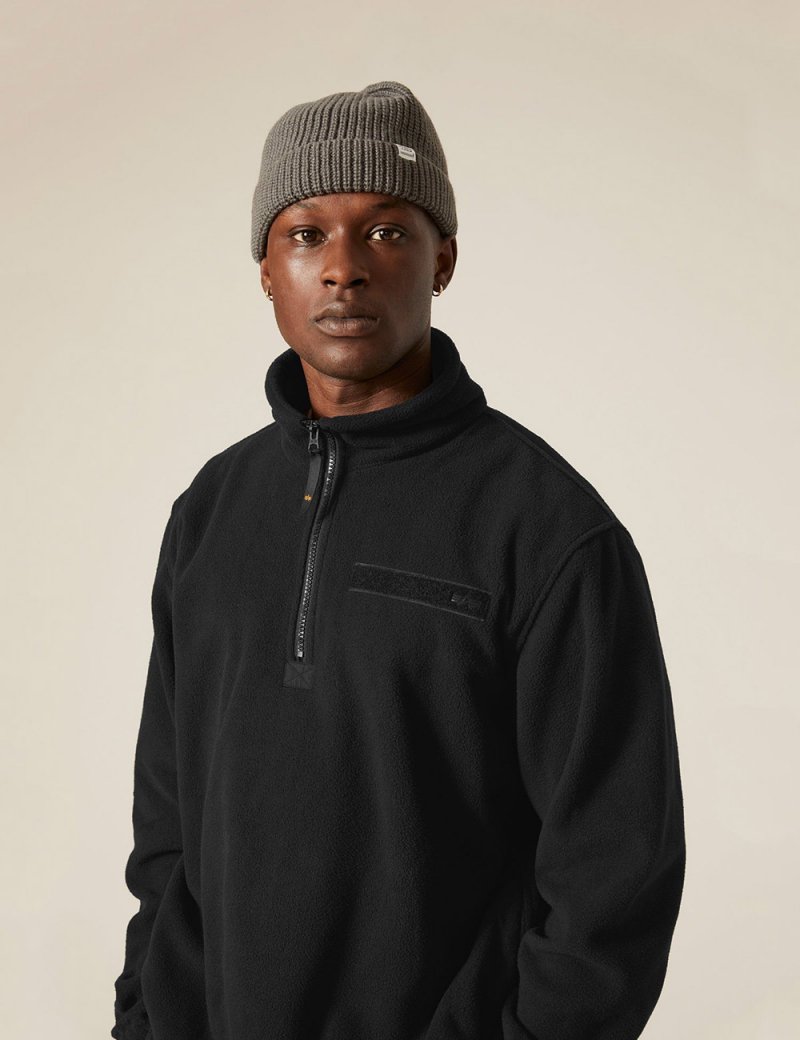 QUARTER ZIP FLEECE PULLOVER