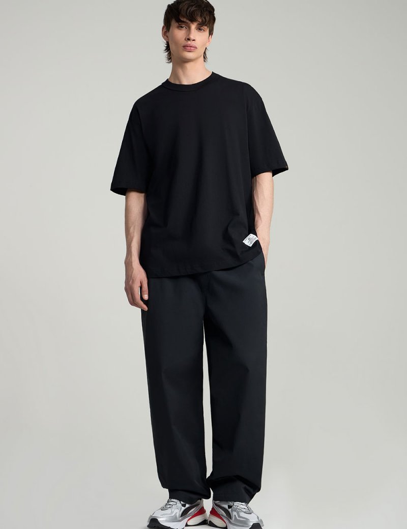 RELAXED UNIFORM TEE