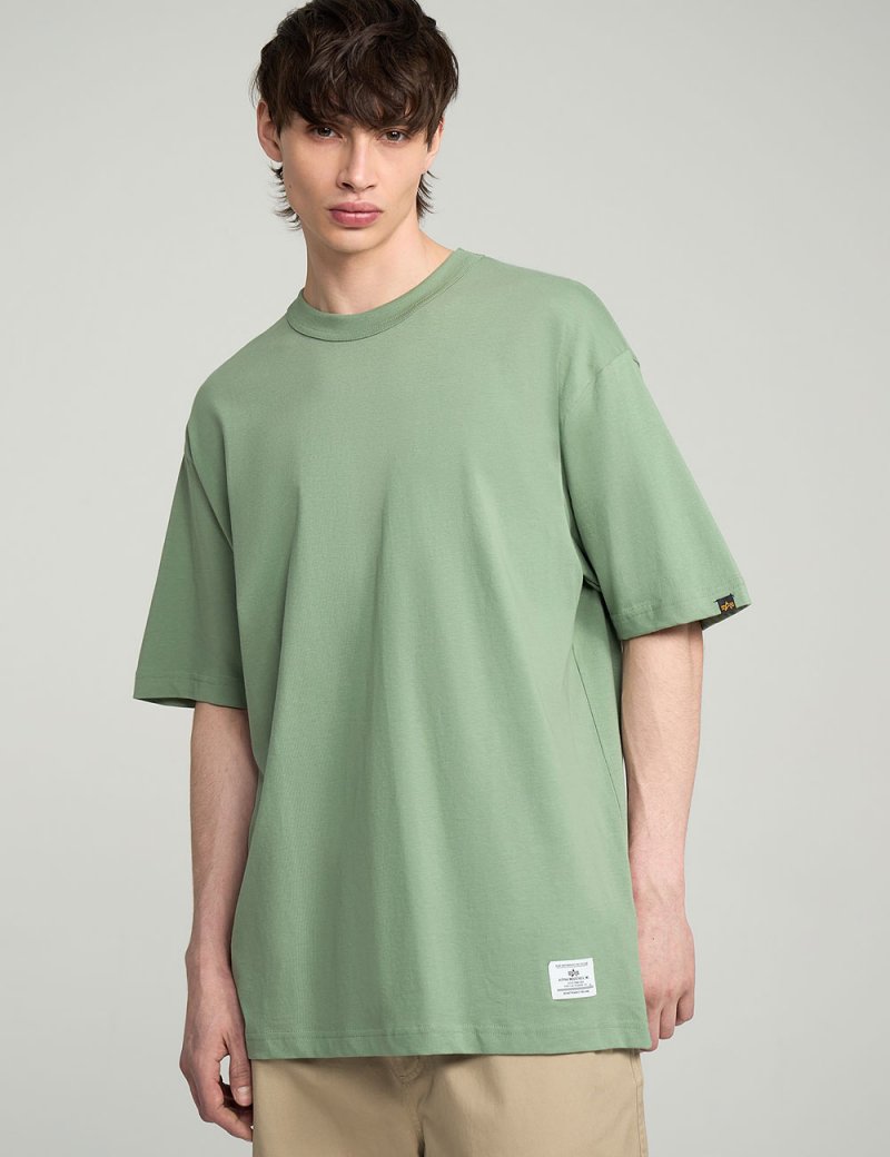 RELAXED UNIFORM TEE
