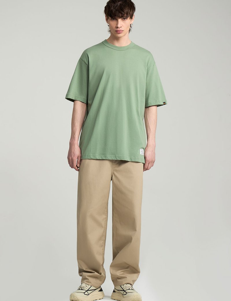 RELAXED UNIFORM TEE